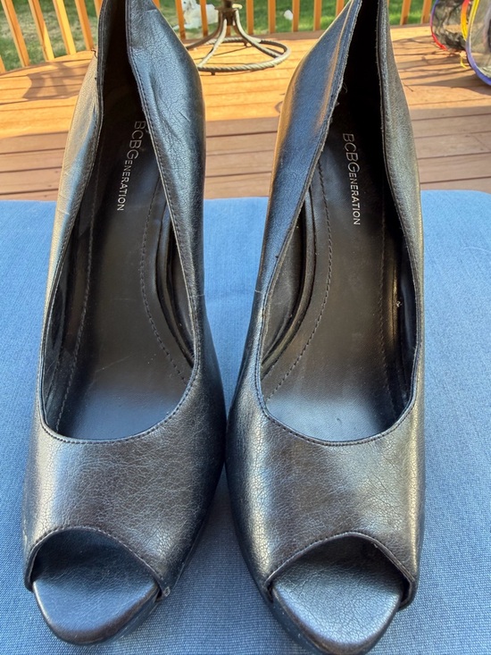 BCBGeneration Shoes - BCBGeneration Black Peep-Toe Leather Pumps